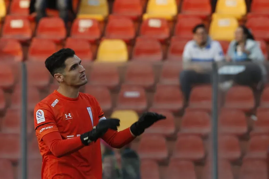 Matías Dituro suena en la UC. Foto: Dragomir Yankovic/Photosport