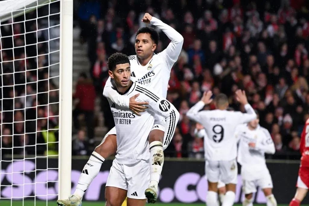 Bellingham celebra junto a Rodrygo en el Real Madrid. (Foto: Dante Badano | Imago).