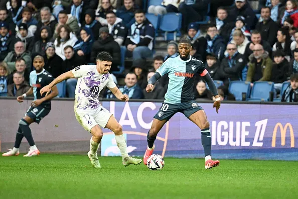 Gabriel Suazo lleva seis asistencias en este temporada 2024-25 con el Toulouse. | Foto: Getty Images.