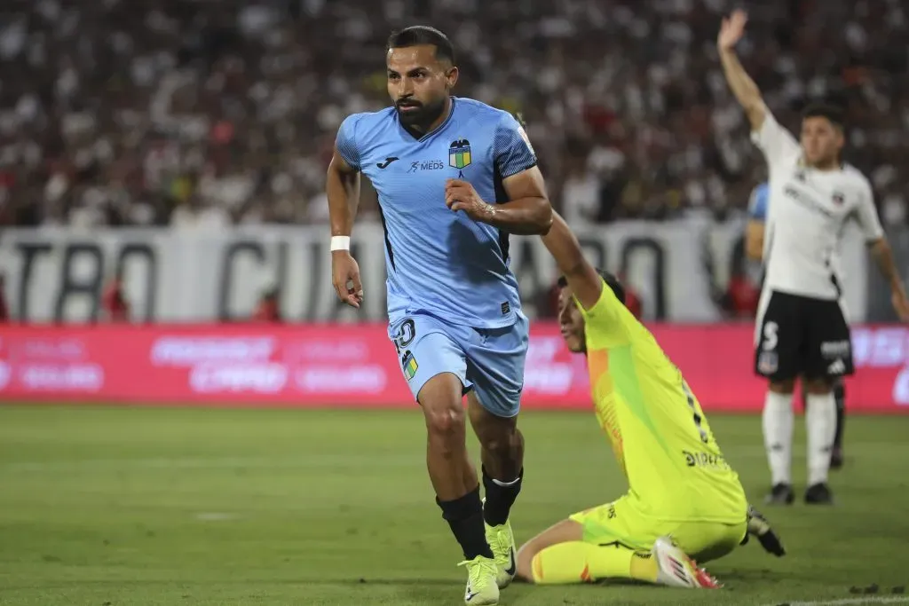 Bryan Rabello anotó un gol en Pedrero y sentenció la derrota alba. (Felipe Zanca/Photosport).