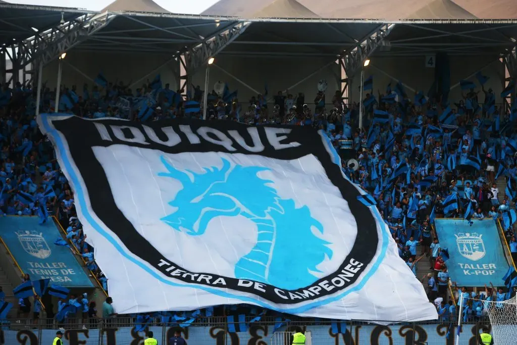 La gente de Deportes Iquique tuvo un gran motivo para celebrar. (Alex Diaz/Photosport).