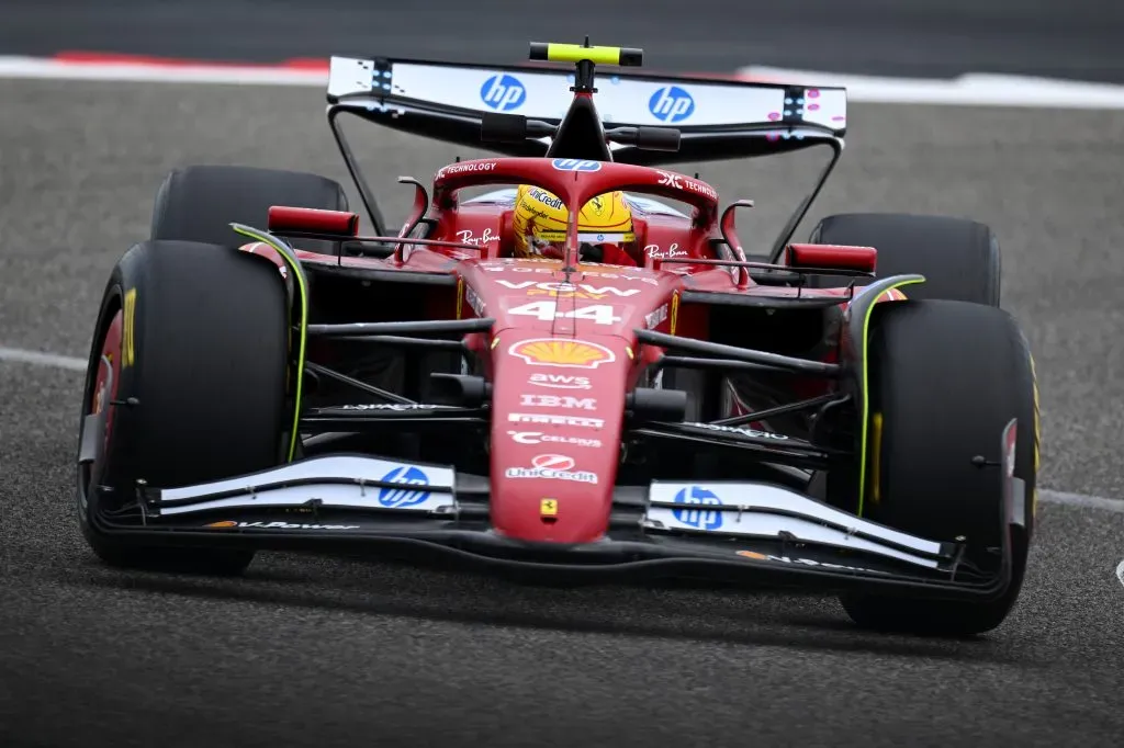 Hamilton no tuvo un buen debut con Ferrari. (Foto: Clive Mason/Getty Images)