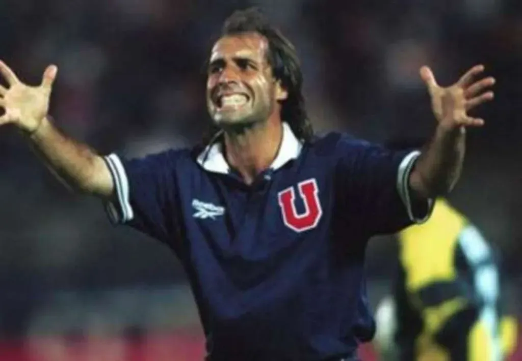 Leo Rodríguez jugó 138 partidos en Universidad de Chile, donde anotó 37 goles y ganó cuatro títulos (tres de Primera División y uno de Copa Chile). | Foto: Archivo.