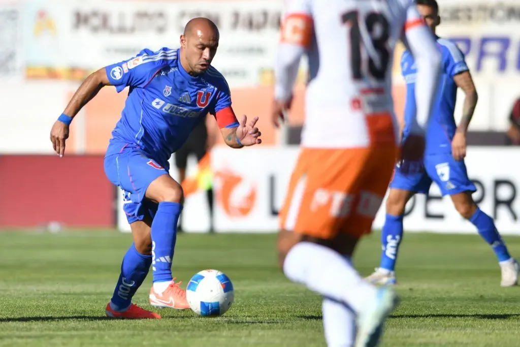 Marcelo Díaz no tuvo un buen partido ante Cobresal. Imagen: Photosport