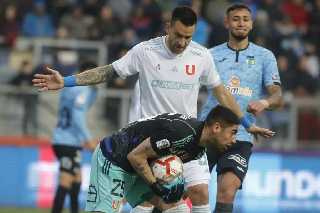 Castellón vuelve contra U. Española: Zaldivia no llega | Photosport