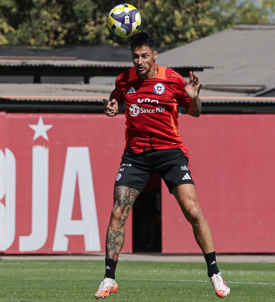 Zampedri no sigue la luna, la luna sigue a Zampedri en La Roja.