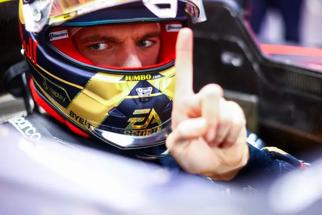 Max Verstappen se prepara para las prácticas previas al Gran Premio de F1 de Abu Dhabi (Getty Images).