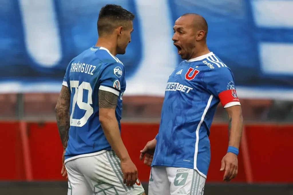 Charles Aránguiz y Marcelo Díaz son una dupla inseparable en U. de Chile. Imagen: Photosport