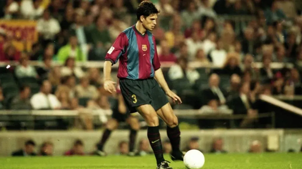 Mauricio Pellegrino durante su etapa como jugador en el FC Barcelona.
