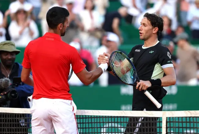 Casper Ruud tras vencer a Novak Djokovic en el Masters de Monte-Carlo 2024 (Getty Images).