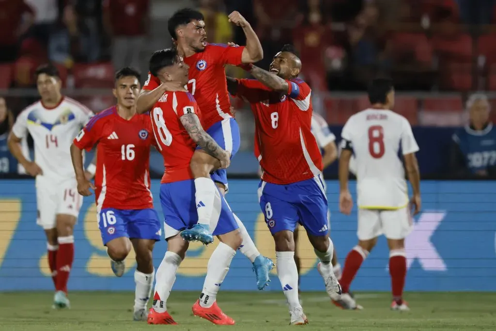 La selección chilena debe ganar y esperar dos resultados más en esta fecha 14 de Eliminatorias. | Foto: Photosport.