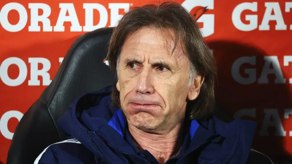 Ricardo Gareca sigue recibiendo críticas por su trabajo en la selección chilena. Foto: Photosport.