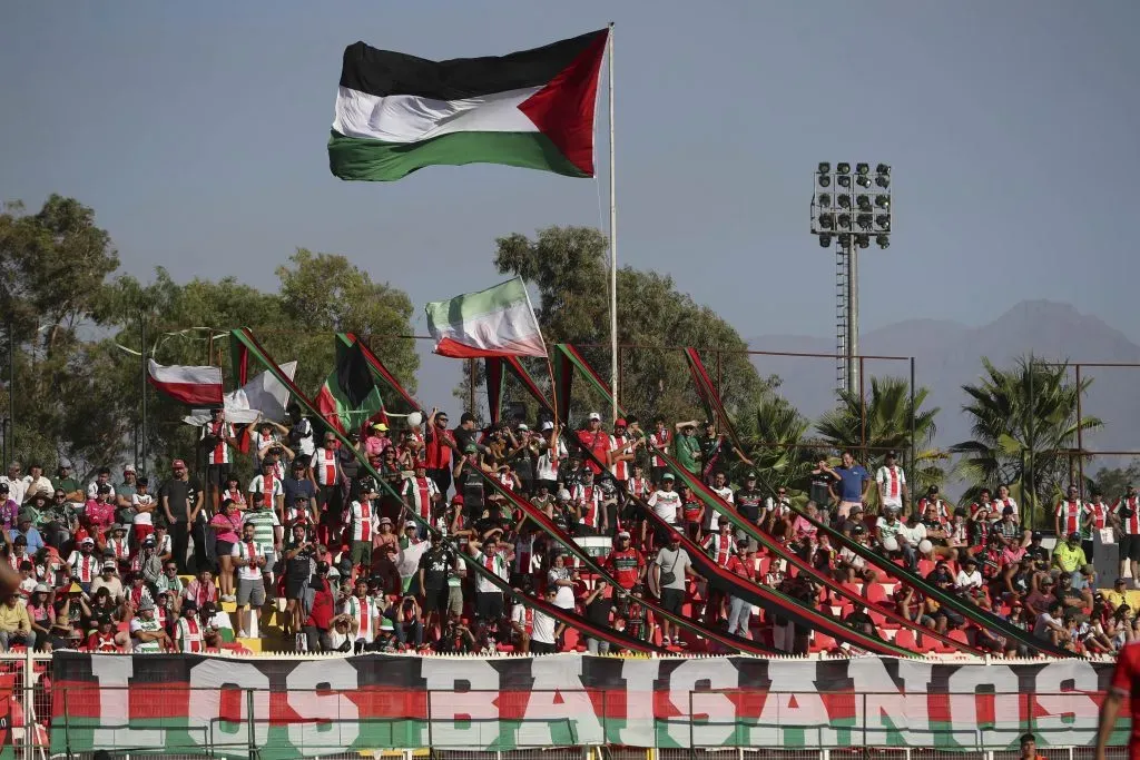 El estadio Municipal de La Cisterna, donde es local Palestino, será el centro de operaciones de Fortaleza para enfrentar a Colo Colo. Foto: Felipe Zanca/Photosport
