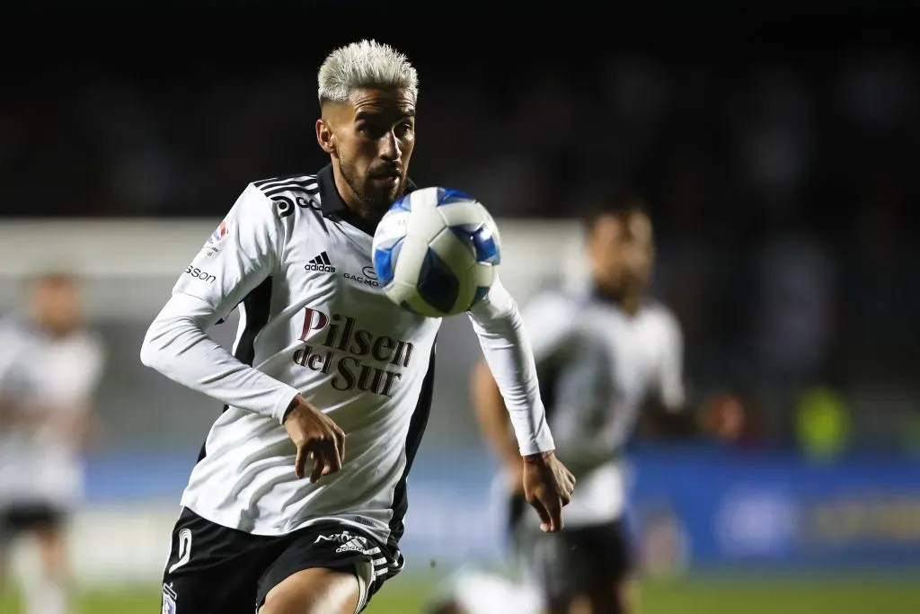 Juan Martín Lucero anotó 24 goles en 39 partidos en su único año en Colo Colo. | Foto: Photosport.