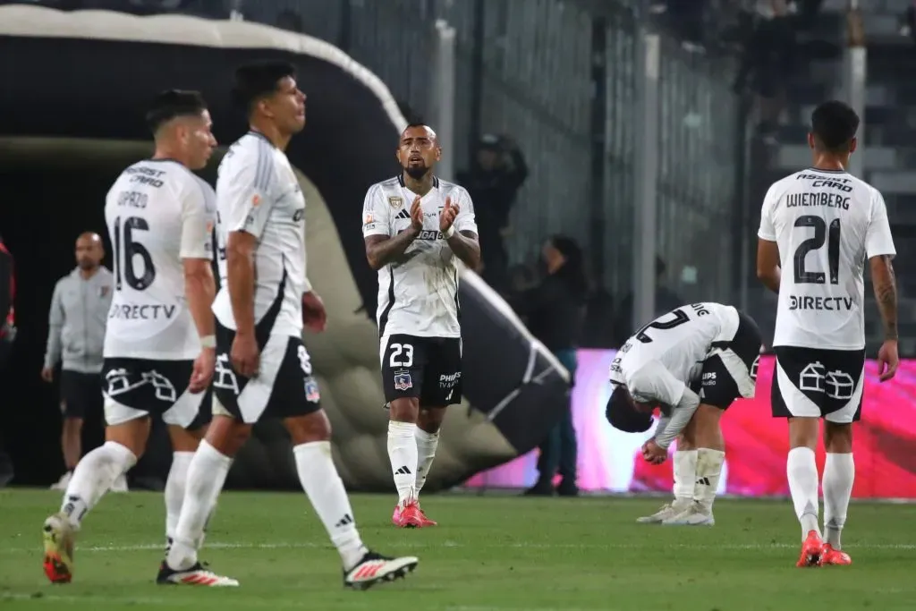 Colo Colo estará un mes sin ver acción por la Liga de Primera 2025. | Foto: Photosport.