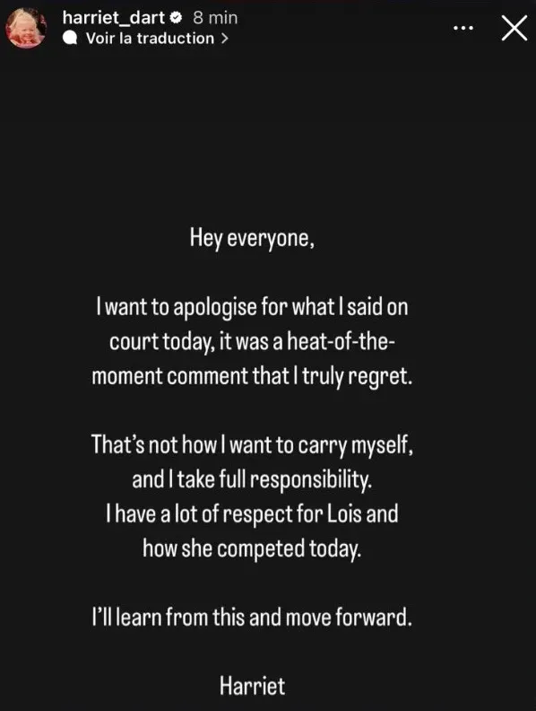 Harriet Dart se disculpa en Instagram.