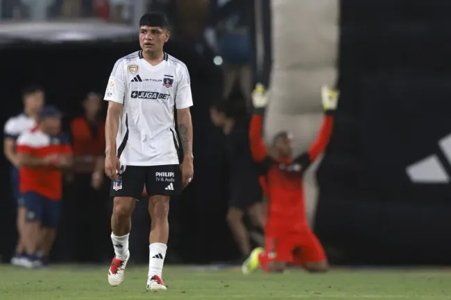 Colo Colo será penúltimo si Unión Española, Deportes Limache, Everton y Ñublense ganan sus partidos en esta fecha 8. | Foto: Photosport.