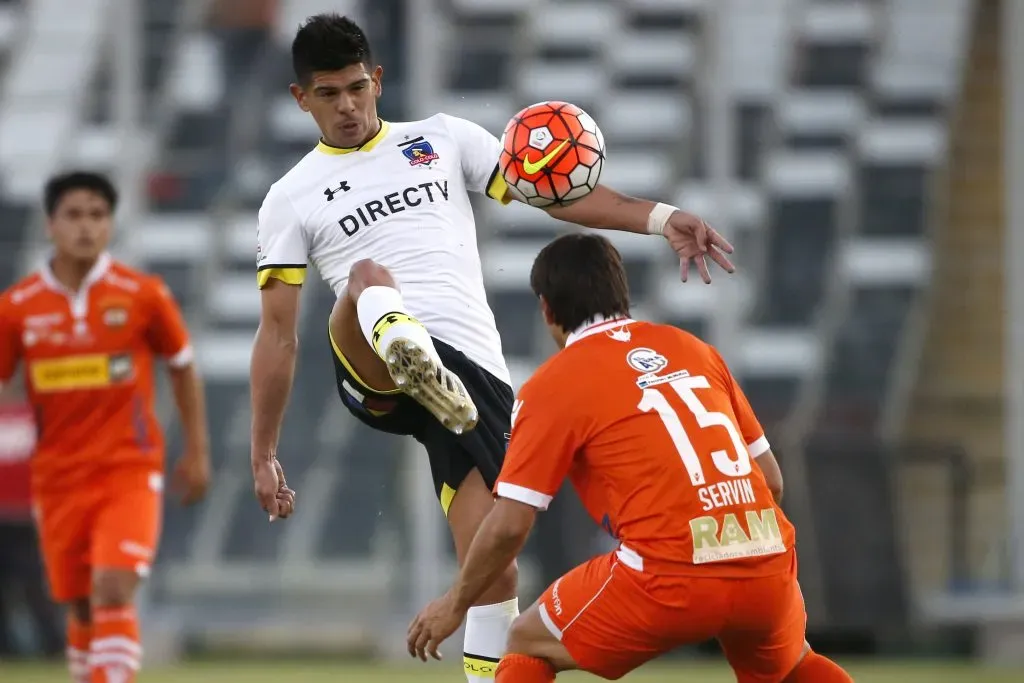 Esteban Pavez ante Cobreloa, club donde estuvo hasta los 18 años. (Andrés Piña/Photosport).