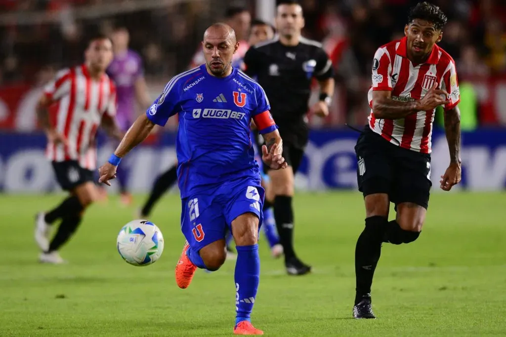 La U visita a Carabobo este martes: puede sentenciar la clasificación a la Sudamericana como piso.