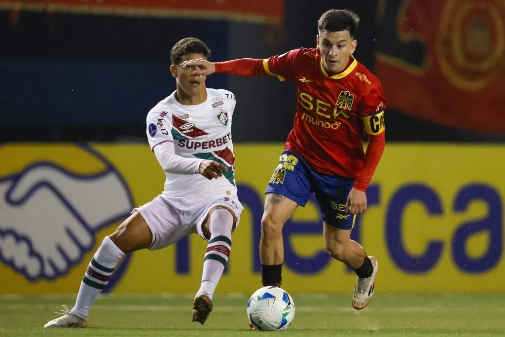 Pablo Aránguiz era el héroe de Unión Española y marcó el gol del triunfo ante Fluminense en Copa Sudamericana, pero los brasileños lo empataron en el final. Foto: Photosport.