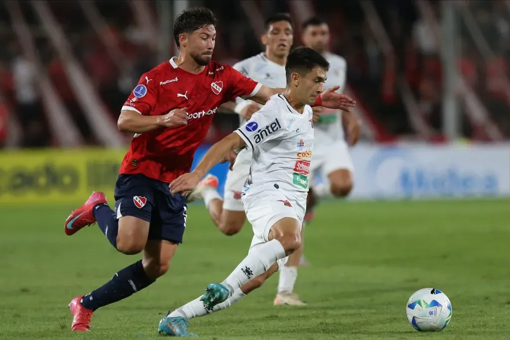 Felipe Loyola es uno de los más destacados en el fútbol argentino. (Photo by Daniel Jayo/Getty Images)