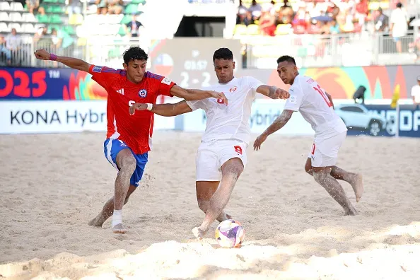 La selección chilena está debutando en el Mundial de Fútbol Playa de la FIFA. | Foto: Getty Images.