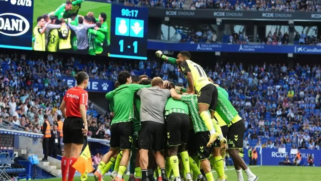 Betis consigue un épico triunfo para seguir soñando con la Champions League. Foto: Instagram.