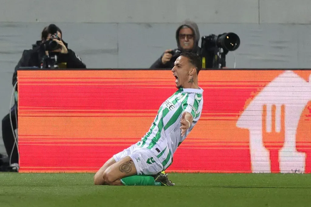 Antony fue clave en el Betis ante Fiorentina. (Photo by Gabriele Maltinti/Getty Images)