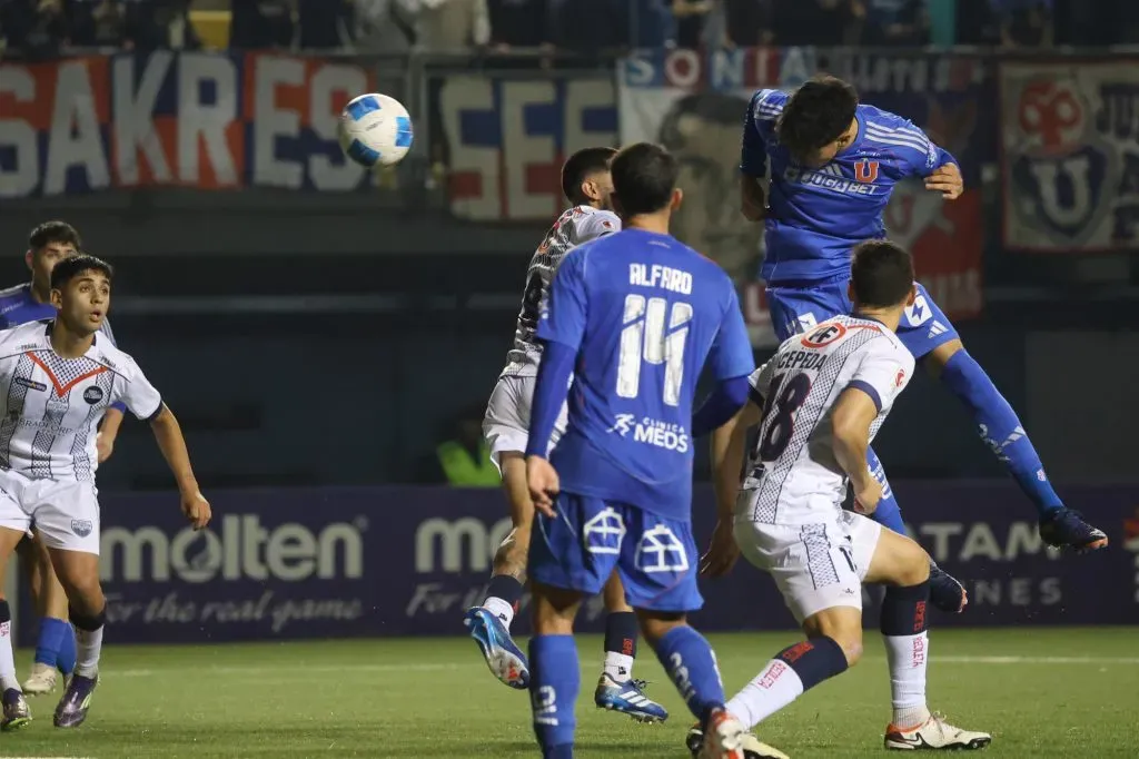 El primer gol como profesional de Marín Espinoza, en su primer partido como profesional con la U.