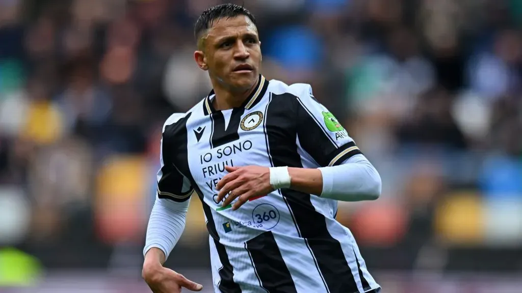 Alexis Sánchez sigue siendo ninguneado por su DT en Udinese. Foto: Getty Images.