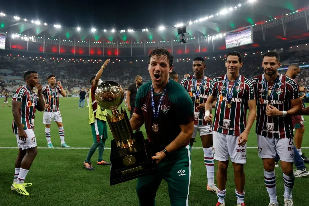 Fernando Diniz también guió a Fluminense a ganar la Recopa Sudamericana. (Wagner Meier/Getty Images).