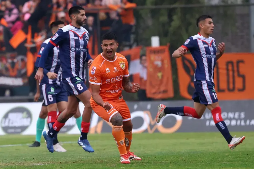 Cobreloa ganó que quedó a solo dos puntos de la cima en la Primera B. | Foto: Photosport.