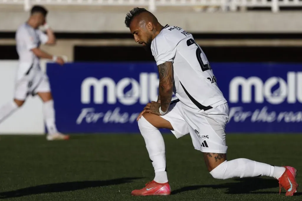 Arturo Vidal vive un mal momento en Colo Colo. Foto: Andres Pina/Aton Chile