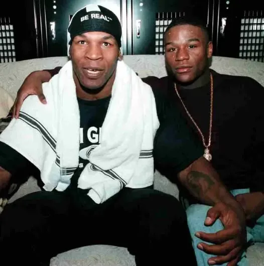 Tyson y Mayweather son los dos boxeadores mejores pagados dela historia. (Foto: Boxing Leader)