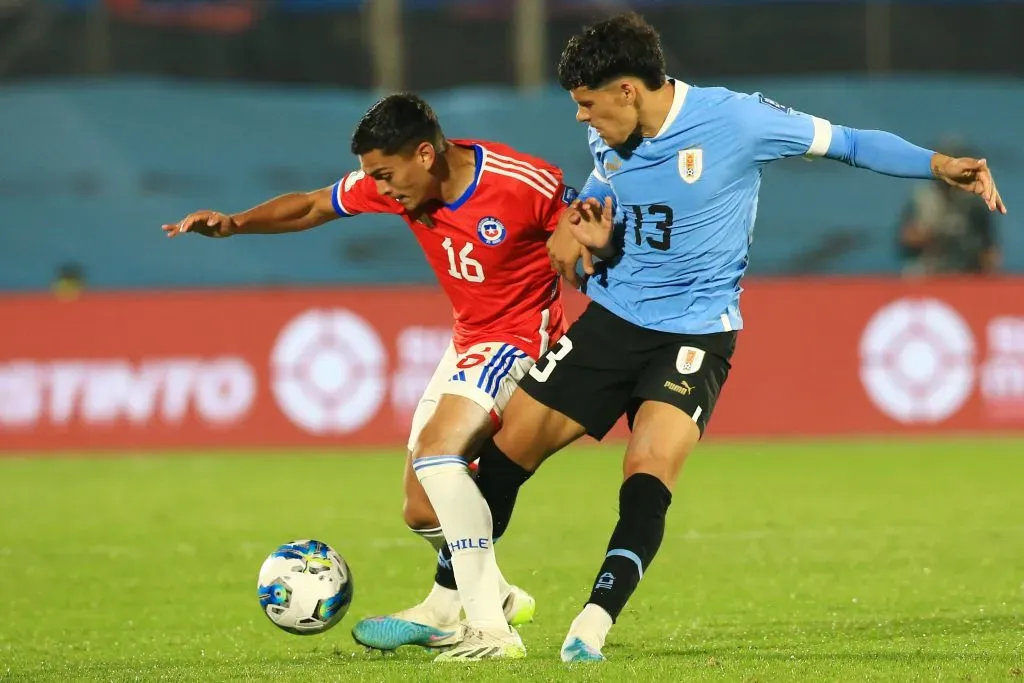 Nayel Mehssatou alcanzó a disputar partidos con la selección chilena de la mano de Eduardo Berizzo. Con Gareca, ni en las cómicas. Foto: Javier Valdes/Photosport