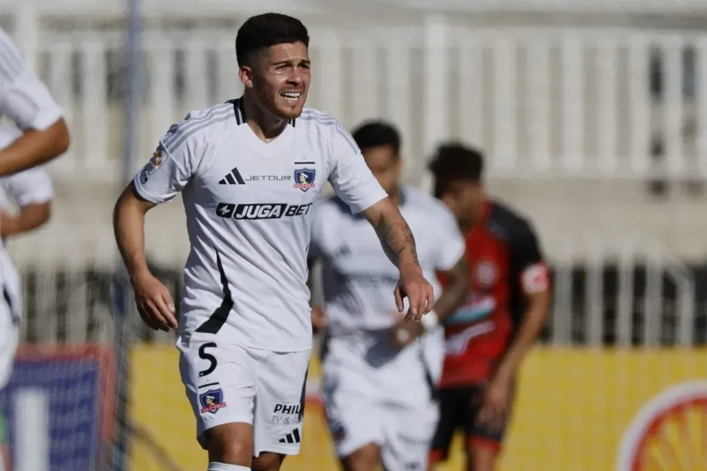Víctor Felipe Méndez apenas ha jugado tres partidos como titular en este Colo Colo 2025. | Foto: Photosport.