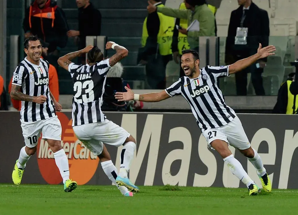 Fabio Quagliarella recordó estas imágenes con Vidal en la Juventus. También está Carlos Tevez. (Claudio Villa/Getty Images).