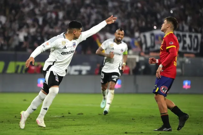 Colo Colo volvió al triunfo y escaló al puesto 11° con 14 puntos en la Liga de Primera 2025. | Foto: Photosport.
