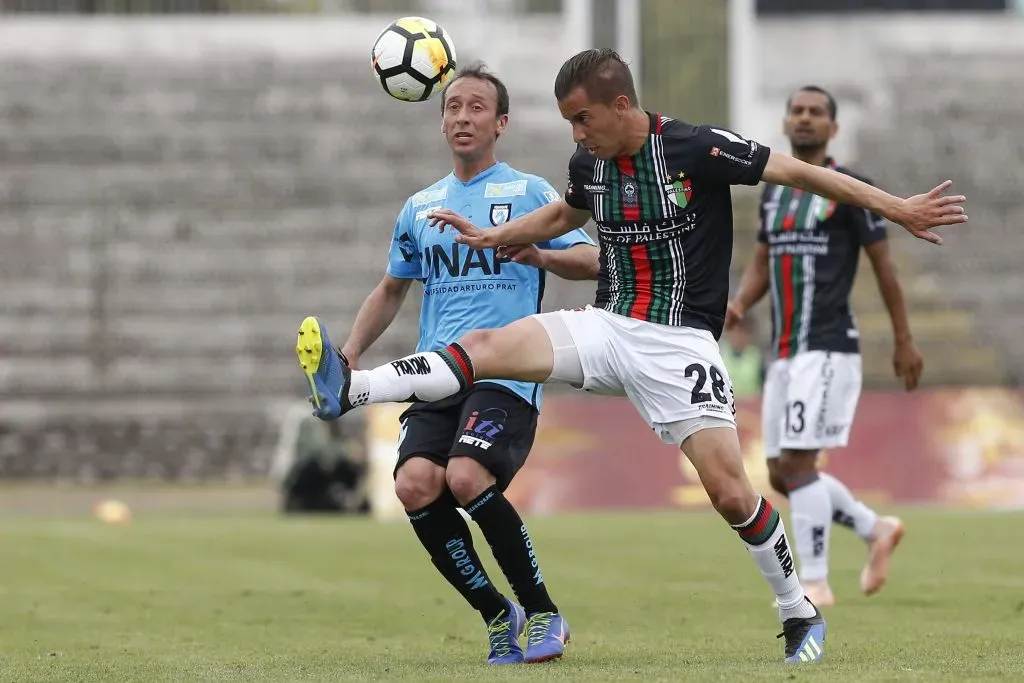 Michael Ríos vuelve a la actividad con un inesperado rol. Foto: Andres Pina/Photosport