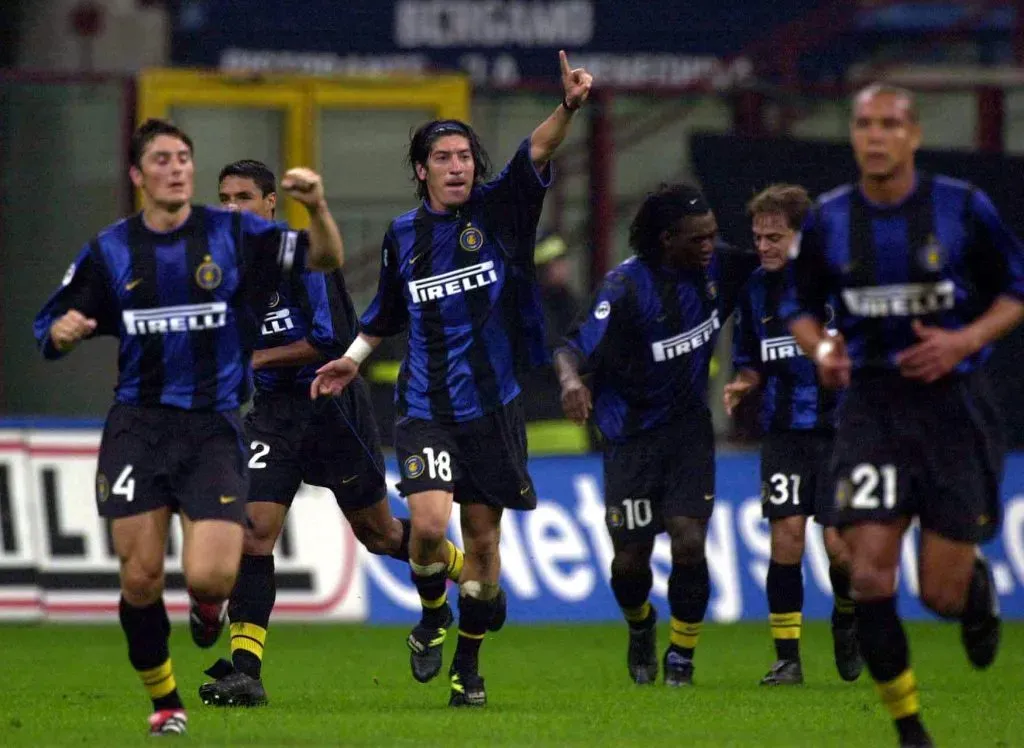 Iván Zamorano dejando una huella en el Inter de Milán que jugará la final de la Champions League este sábado. Foto: Grazia Neri/ALLSPORT