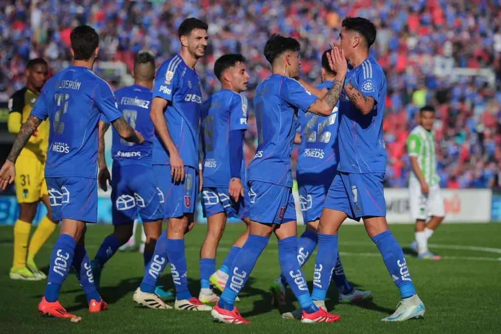 La U se dio un festín en el Nacional. Foto: Felipe Zanca/Photosport