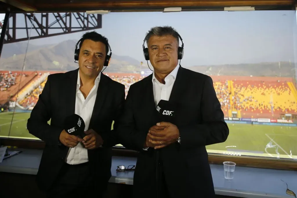 Futbol, Union Espanola vs Colo Colo
Primera fecha, campeonato nacional 2019
Los comentariastas del CDF Claudio Palma y Claudio Borghi son fotografiados antes del partido de primera division entre Union Espanola y Colo Colo disputado en el estadio Santa Laura de Santiago, Chile.
17/02/2019
Andres Pina/Photosport
Football, Union Espanola vs Colo Colo
First date, 2019 National Championship
TV comentator Claudio Palma and Claudio Borghi are pictured prior to the first division match between Union Espanola and Colo Colo held at the Santa Laura stadium in Santiago, Chile.
17/02/2019
Andres Pina/Photosport