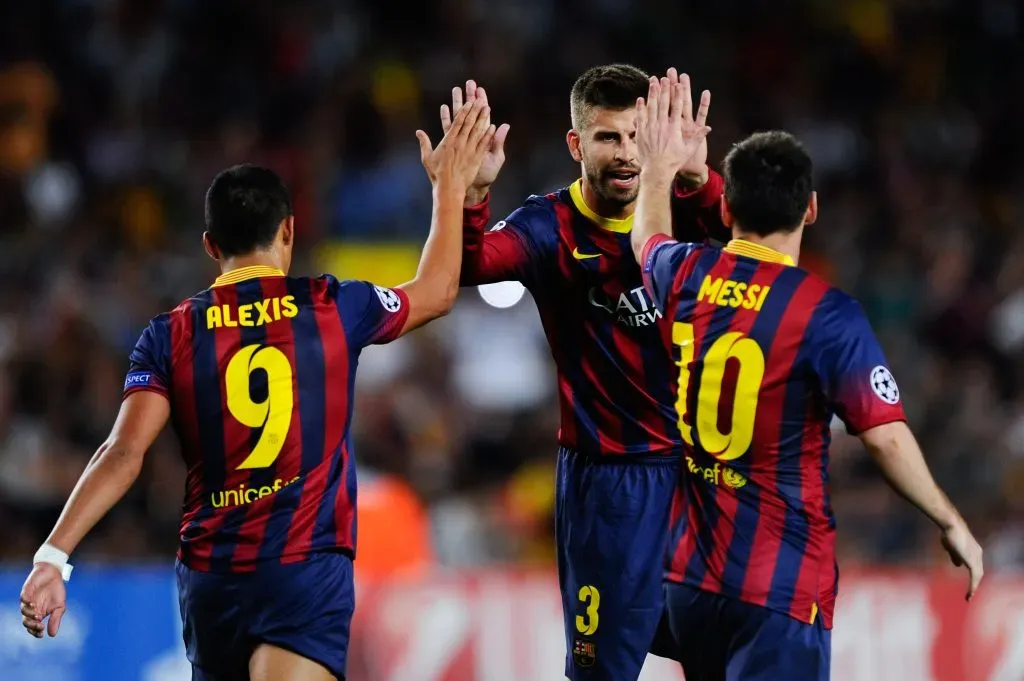 Alexis Sánchez y Lionel Messi compartieron por tres temporadas en el FC Barcelona. | Foto: Getty Images.