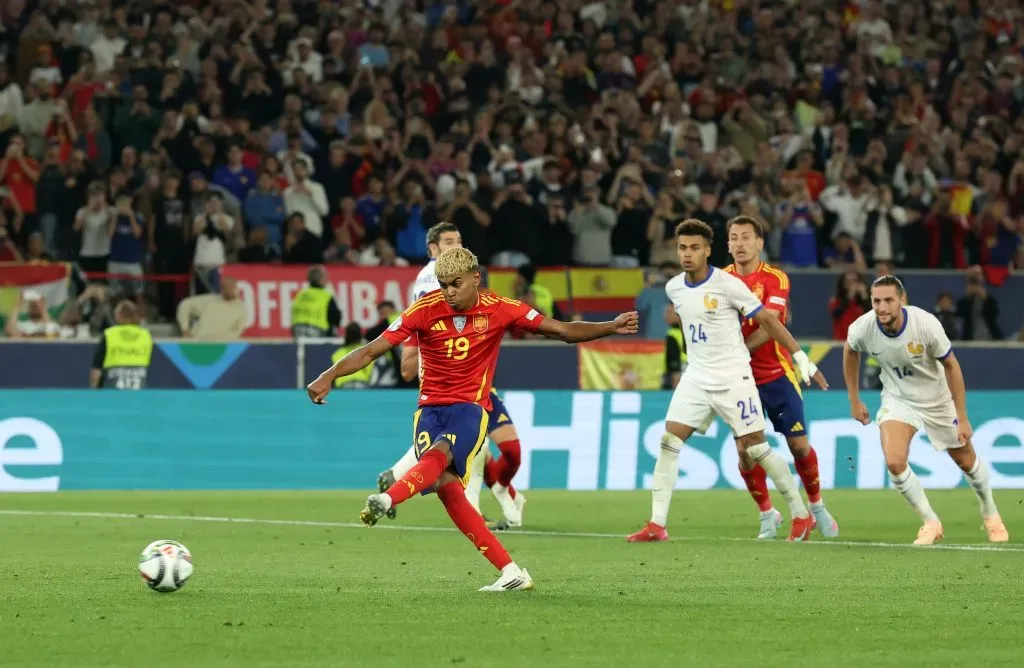 Lamine Yamal fue la gran figura en el triunfo de España ante Francia para meterse en la final de la UEFA Nations League. Foto: Getty Images.
