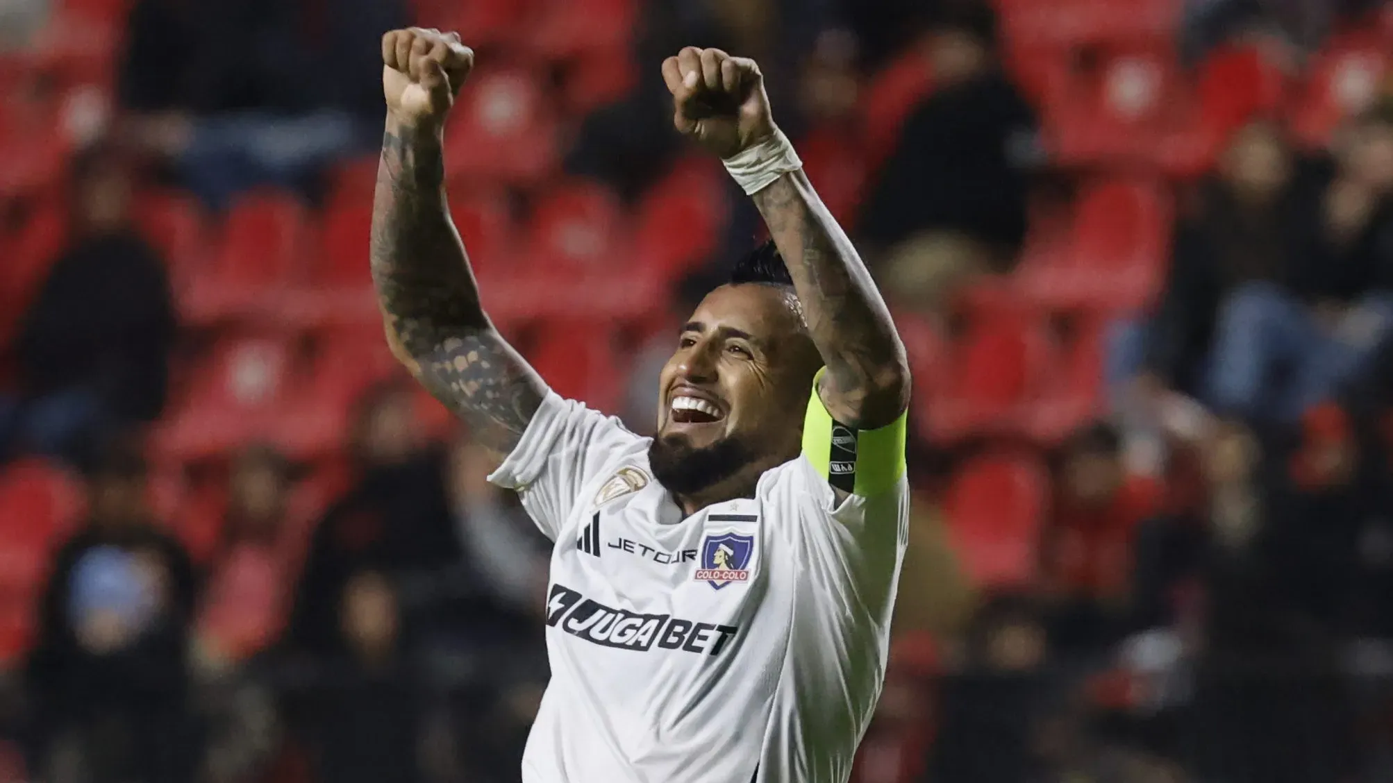 Vidal pone en duda su continuidad en Colo Colo