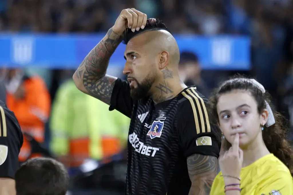 Arturo Vidal habría rechazado en total tres ofertas para salir de Colo Colo. (Foto: Daniel Jayo/Getty Images)