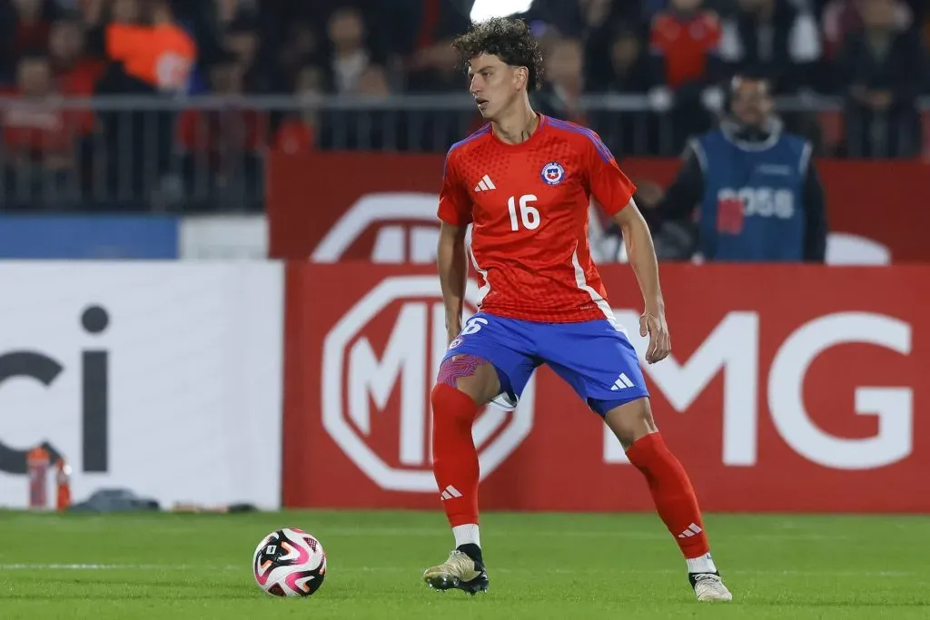 Igor Lichnovsky es una de las sorpresas en la formación de Chile ante Bolivia. Foto: Felipe Zanca /Photosport