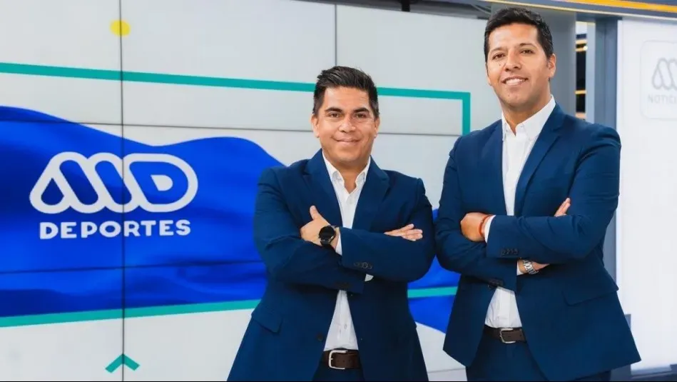 Marcelo González fue el encargado de relatar el partido de Chile y Bolivia en la señal principal de Mega. Foto: Megamedia.