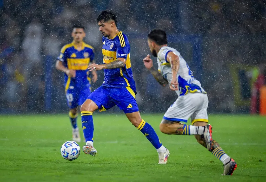 Williams Alarcón iría a la banca en Boca. (Photo by Marcelo Endelli/Getty Images)