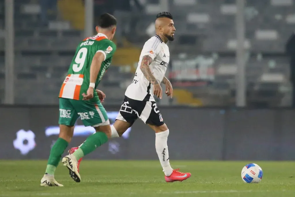 Arturo Vidal fue titular ante Cobresal, mientras que Fernando de Paul fue suplente. (Dragomir Yankovic/Photosport).